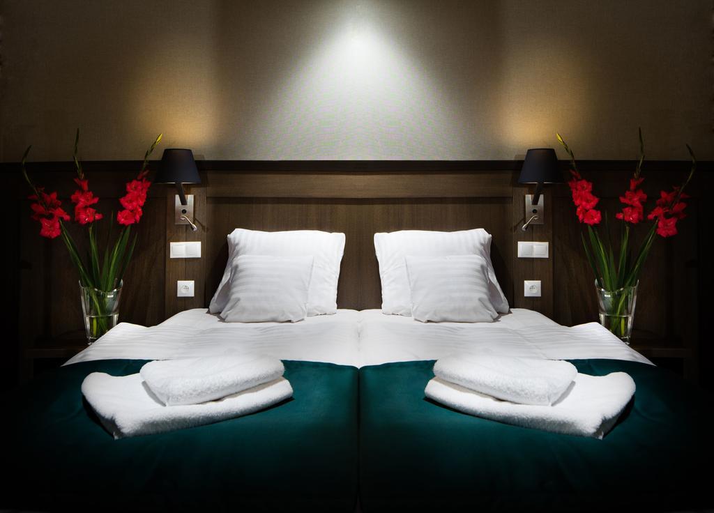 Hotel Szary Residence มิคาโววิตเซ ภายนอก รูปภาพ